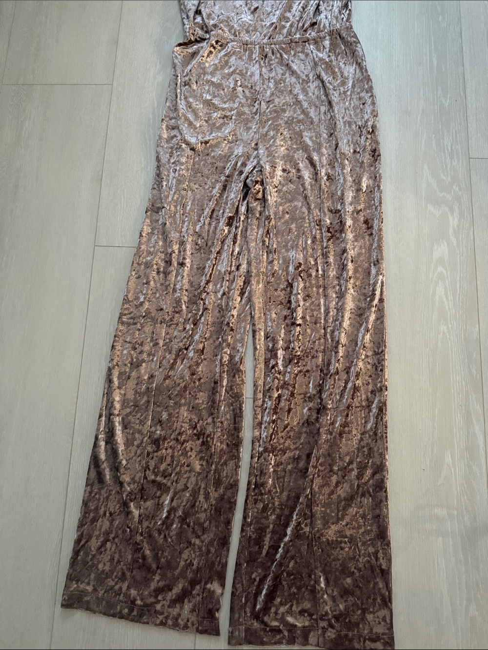 BB Dakota Mauve Velvet Spaghetti-Strap Wide Leg Jumpsuit - Picture 5 of 11